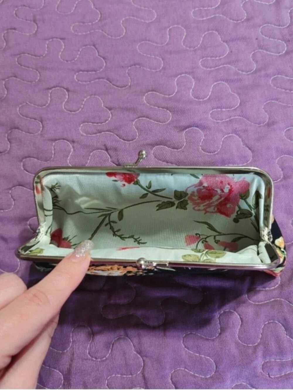 Floral Kiss Lock Coin Pouch Clutch